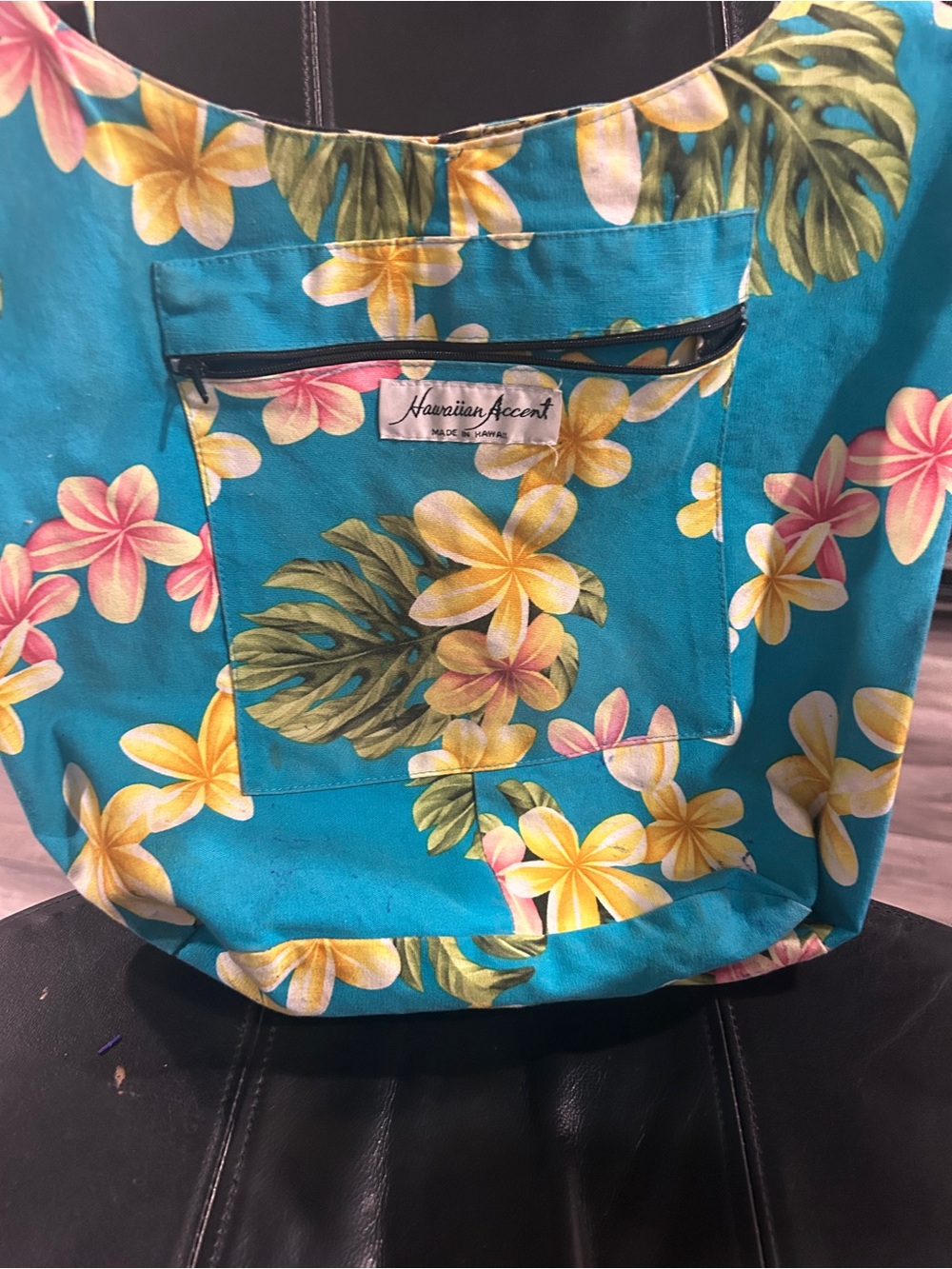 Hawaiian Accent Floral Beach Tote in Turquoise and reversible to black floral